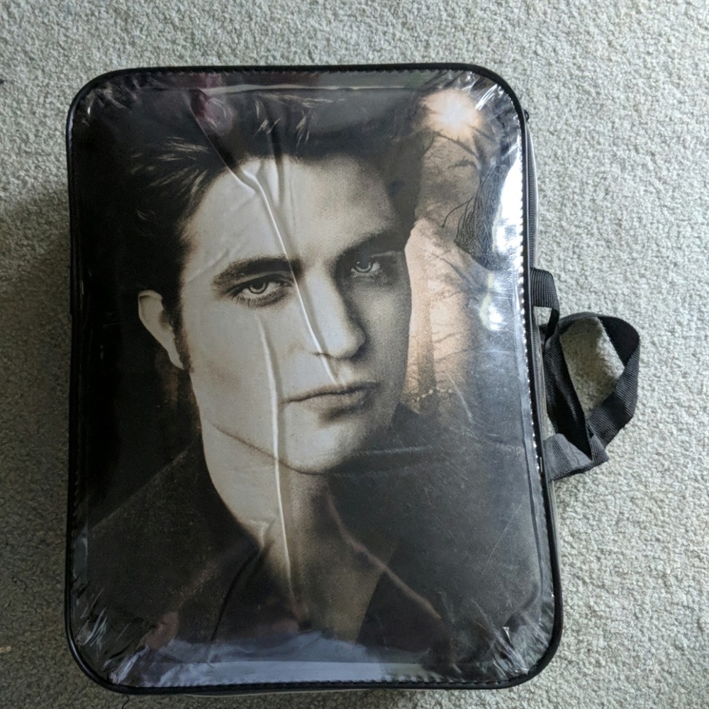 Twilight Fleece and Throw Pillow Set